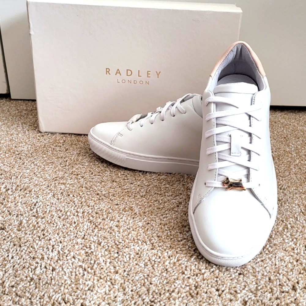 ♥️NWT❤️ RADLEY LONDON WOMENS SNEAKERS